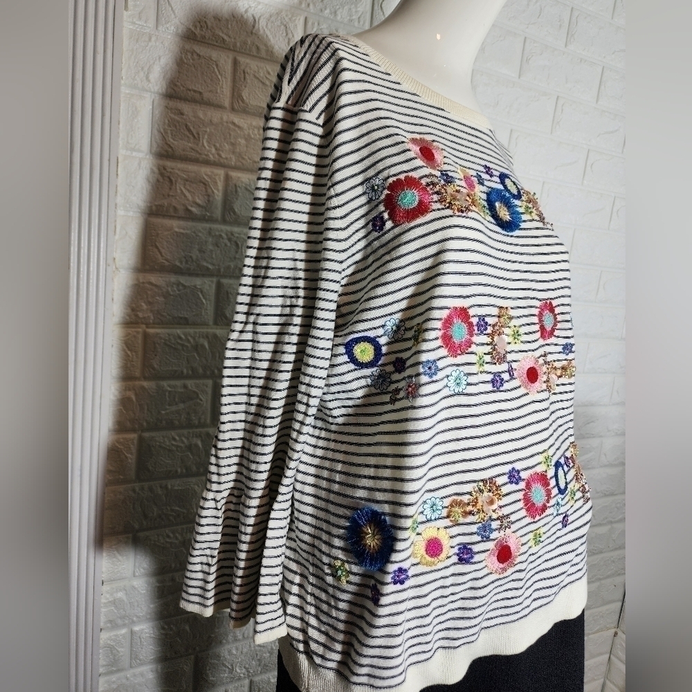 Talbots embroidered 3D long sleeves beaded stripped top Size Large - Picture 4 of 13